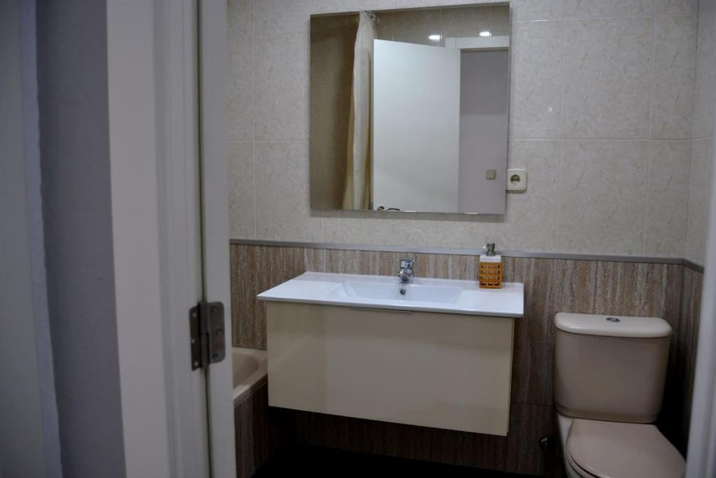 شقة Apartamento Amplio Y Luminoso Plaza America, Wifi لقنت المظهر الخارجي الصورة